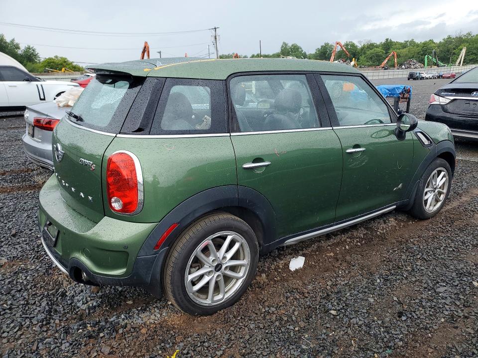 Photo 3 from auction – 2016 MINI COOPER with VIN WMWZC5C50GWU01720