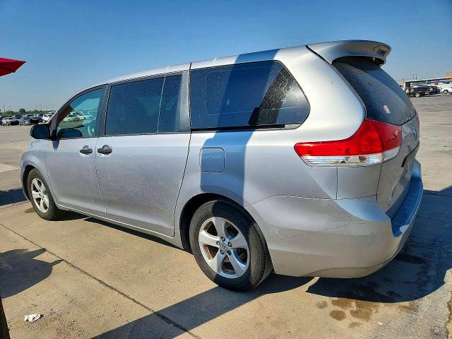 Photo 2 from auction – 2012 TOYOTA SIENNA with VIN 5TDZK3DC0CS199995