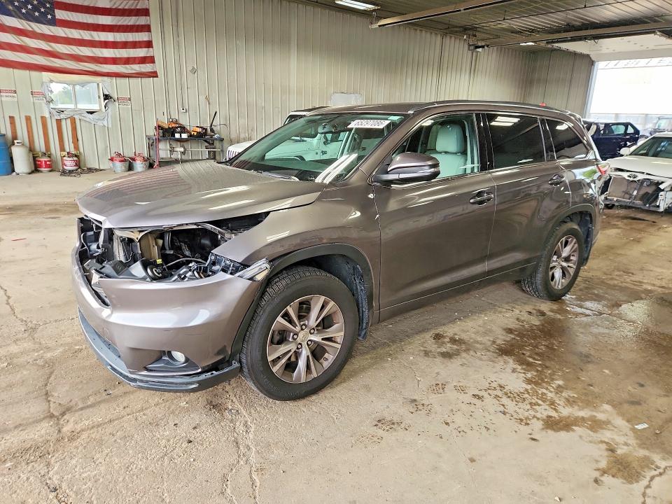 2015 TOYOTA HIGHLANDER - Търг №65297086