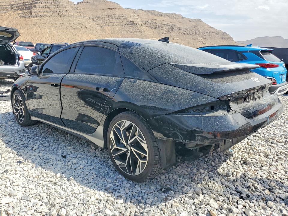 Снимка 2 от търг – 2023 HYUNDAI IONIQ 6 с VIN KMHM34AA9PA046191