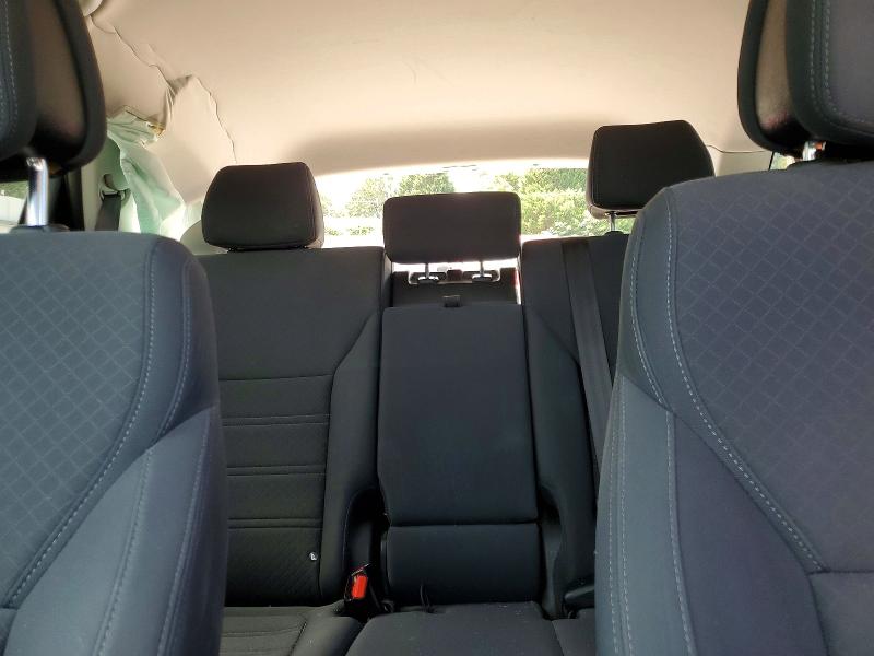 Photo 10 from auction – 2016 KIA SORENTO with VIN 5XYPG4A30GG063758