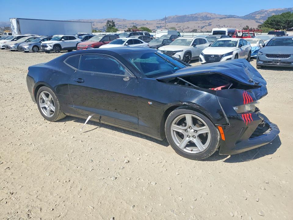 Photo 4 from auction – 2017 CHEVROLET CAMARO with VIN 1G1FB1RS5H0143559