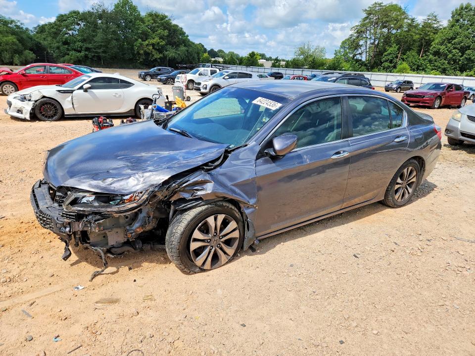 HONDA ACCORD 2015 with VIN 1HGCR2F38FA166805 - Photo from auction