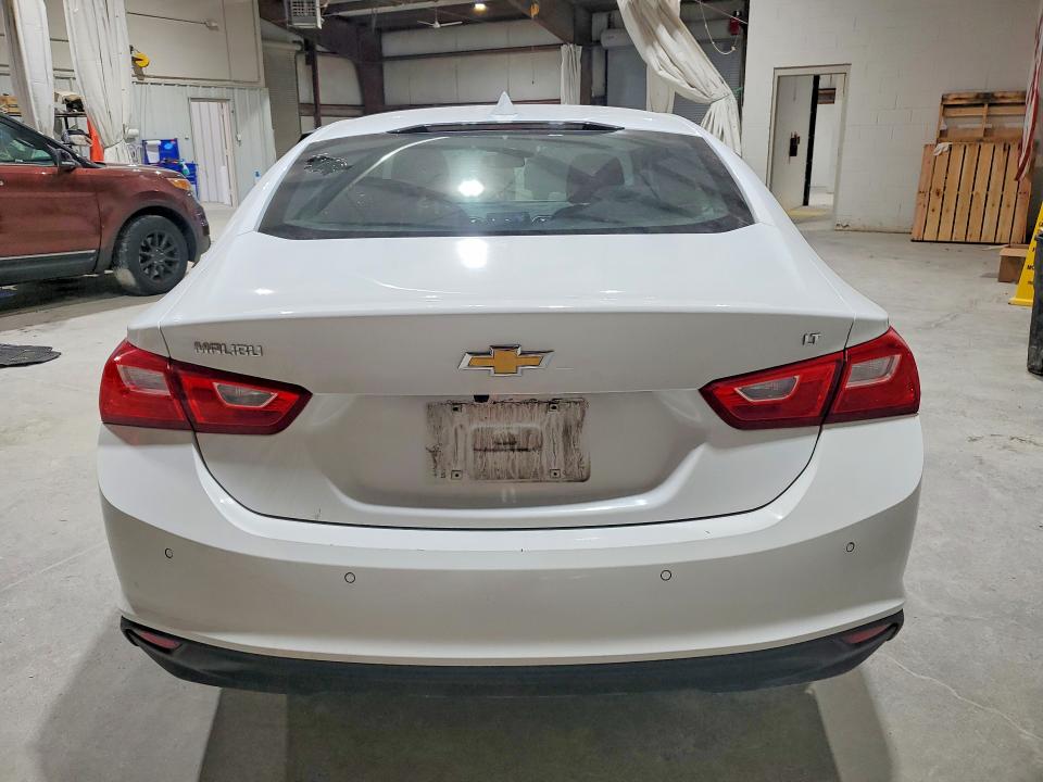 Photo 6 from auction – 2023 CHEVROLET MALIBU with VIN 1G1ZD5ST3PF179909