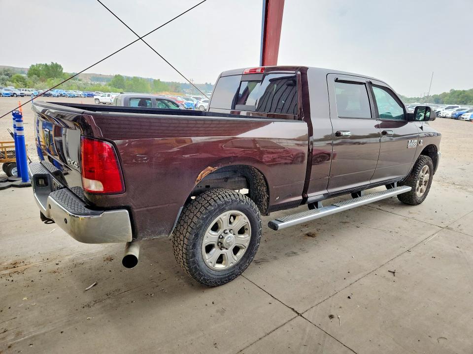 Photo 3 from auction – 2015 RAM 2500 with VIN 3C6UR5ML3FG594605