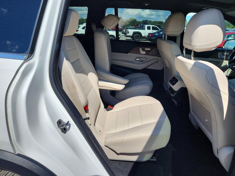 Photo 11 from auction – 2024 MERCEDES-BENZ GLS with VIN 4JGFF5KE7RB257622