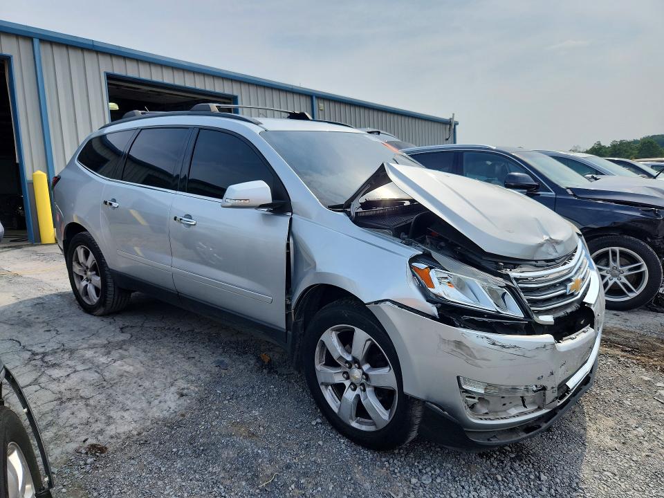 Снимка 4 от търг – 2017 CHEVROLET TRAVERSE с VIN 1GNKRGKD5HJ351751