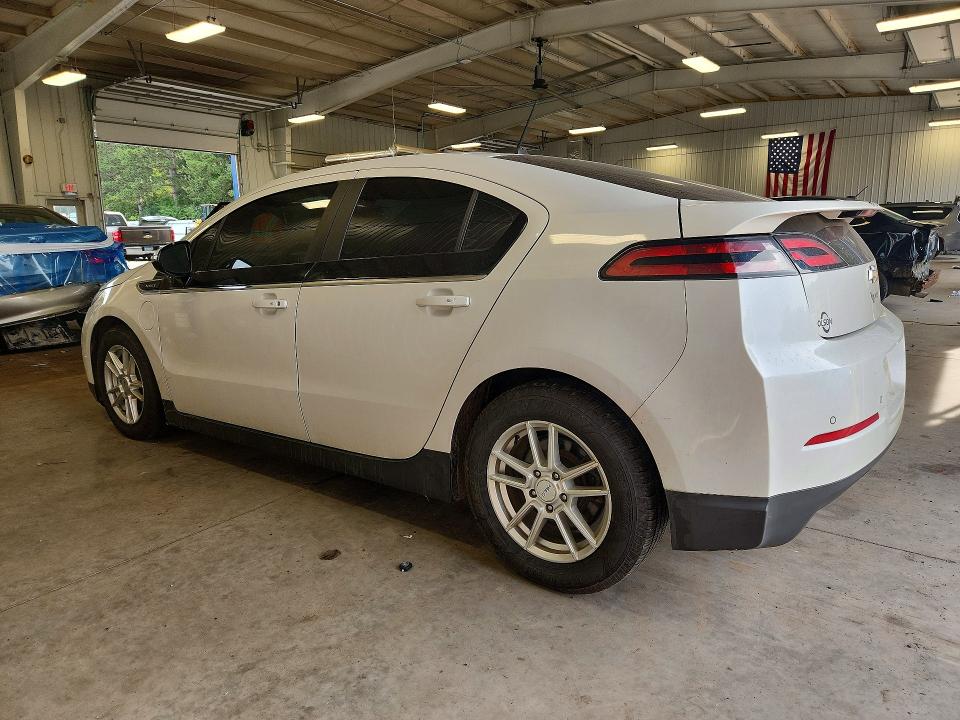 Photo 2 from auction – 2015 CHEVROLET VOLT with VIN 1G1RD6E45FU142686