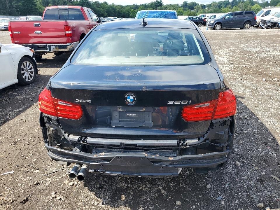 Photo 6 from auction – 2013 BMW 328 with VIN WBA3B3C57DF145911