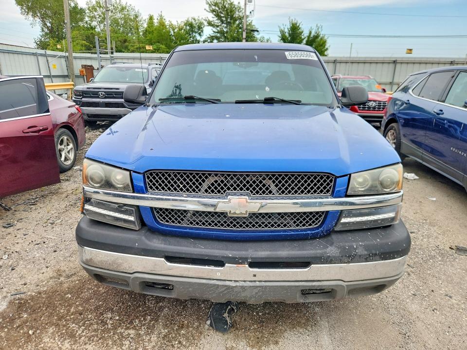 Photo 5 from auction – 2004 CHEVROLET SILVERADO with VIN 2GCEC19V241158108
