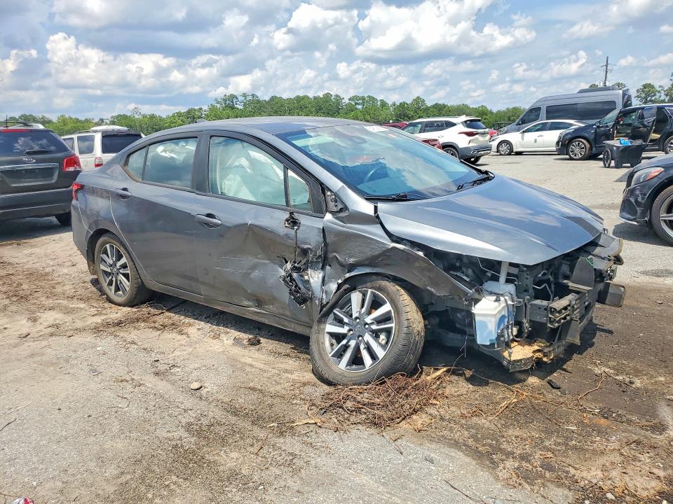 Photo 4 from auction – 2021 NISSAN VERSA with VIN 3N1CN8EV8ML808464