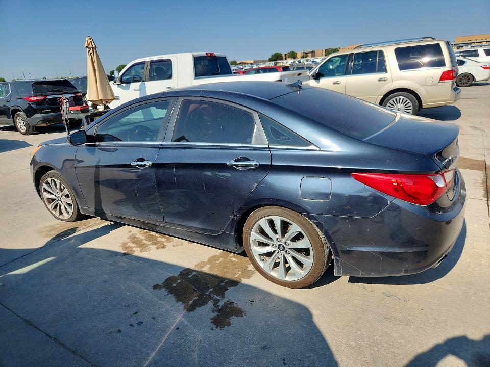 Photo 2 from auction – 2013 HYUNDAI SONATA with VIN 5NPEC4AC6DH505725