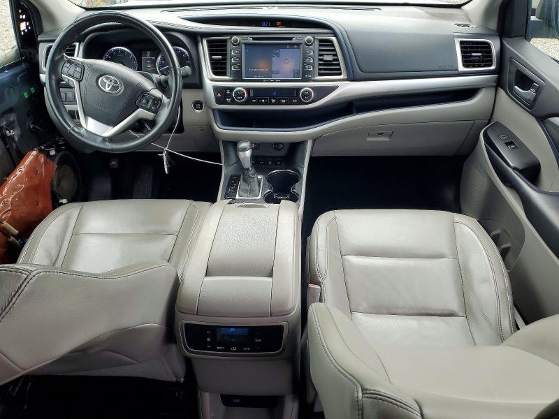 Foto 8 de la subasta – 2016 TOYOTA HIGHLANDER con VIN 5TDJKRFH0GS303366