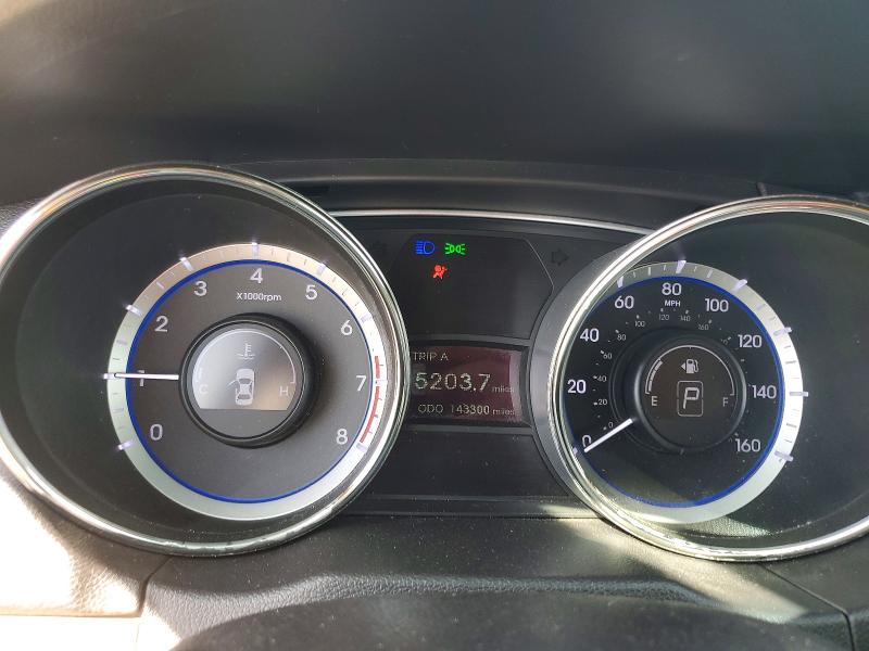 Снимка 9 от търг – 2011 HYUNDAI SONATA с VIN 5NPEB4AC7BH004410