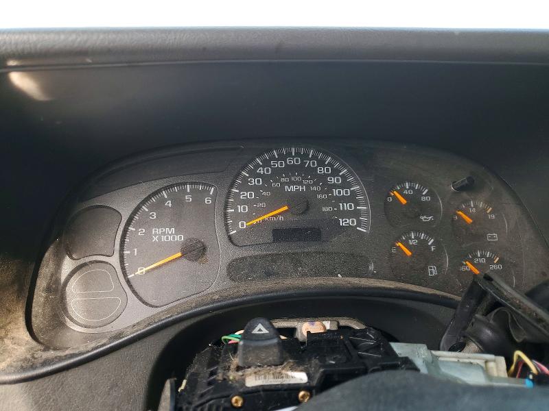 Photo 9 from auction – 2005 CHEVROLET SILVERADO with VIN 2GCEC19T951245276