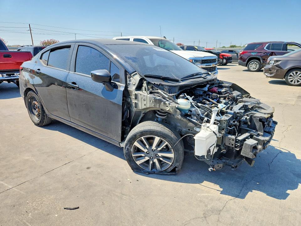 Photo 4 from auction – 2024 NISSAN VERSA with VIN 3N1CN8EV0RL915788