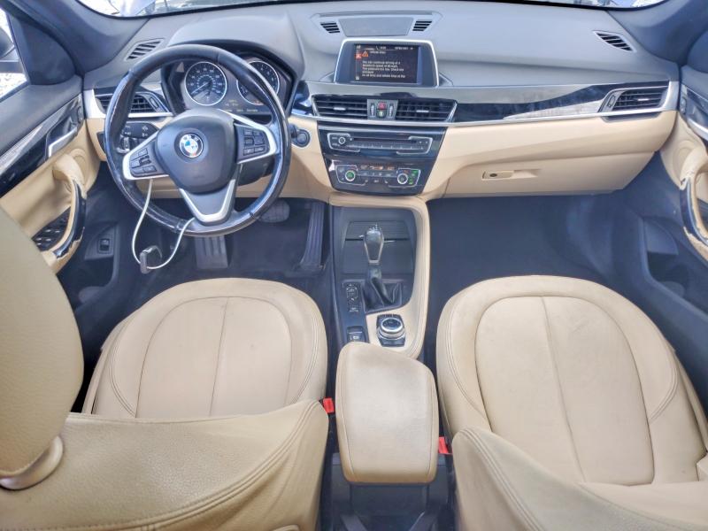 Photo 8 from auction – 2017 BMW X1 with VIN WBXHT3C33H5F69771