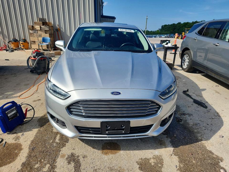 Photo 5 from auction – 2016 FORD FUSION with VIN 3FA6P0T97GR107773
