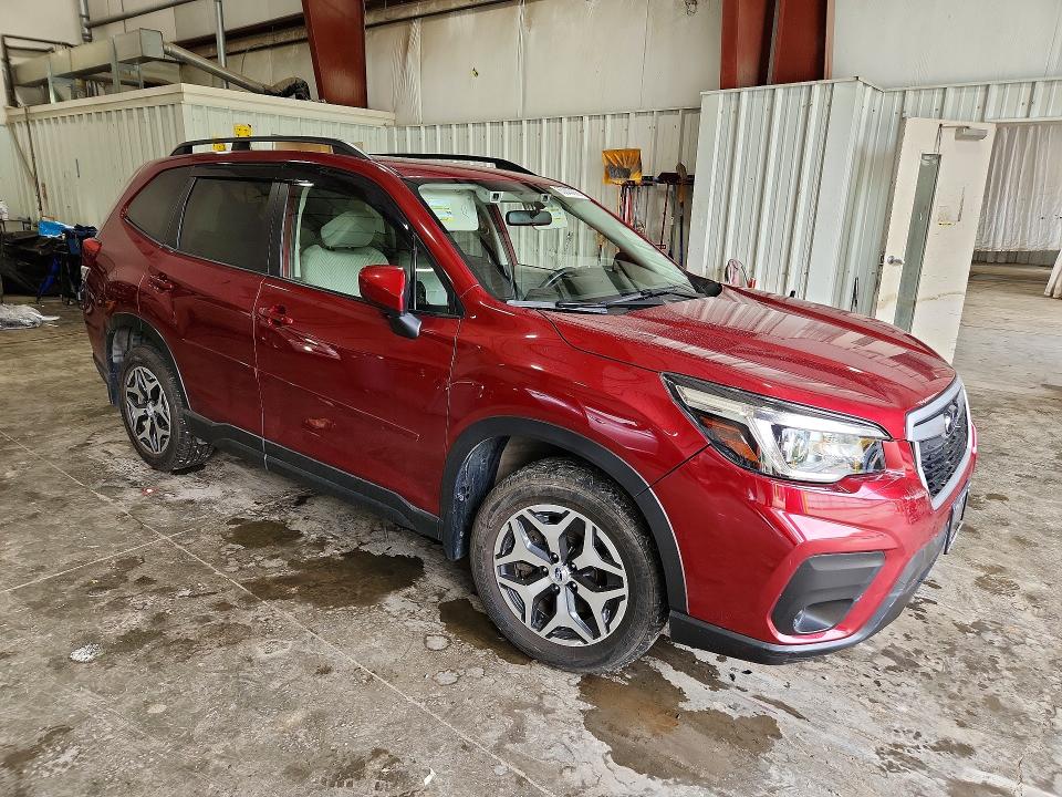 Photo 4 from auction – 2019 SUBARU FORESTER with VIN JF2SKAGC4KH555550