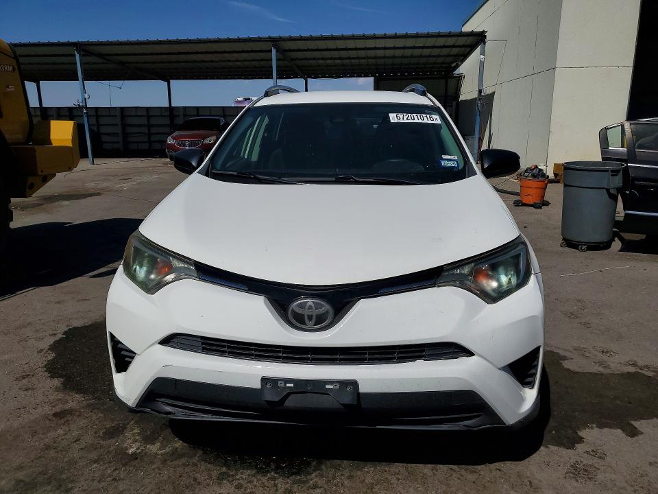 Photo 5 from auction – 2018 TOYOTA RAV4 with VIN JTMZFREV8JJ183125