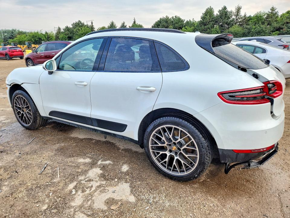Photo 2 from auction – 2018 PORSCHE MACAN with VIN WP1AB2A53JLB36237