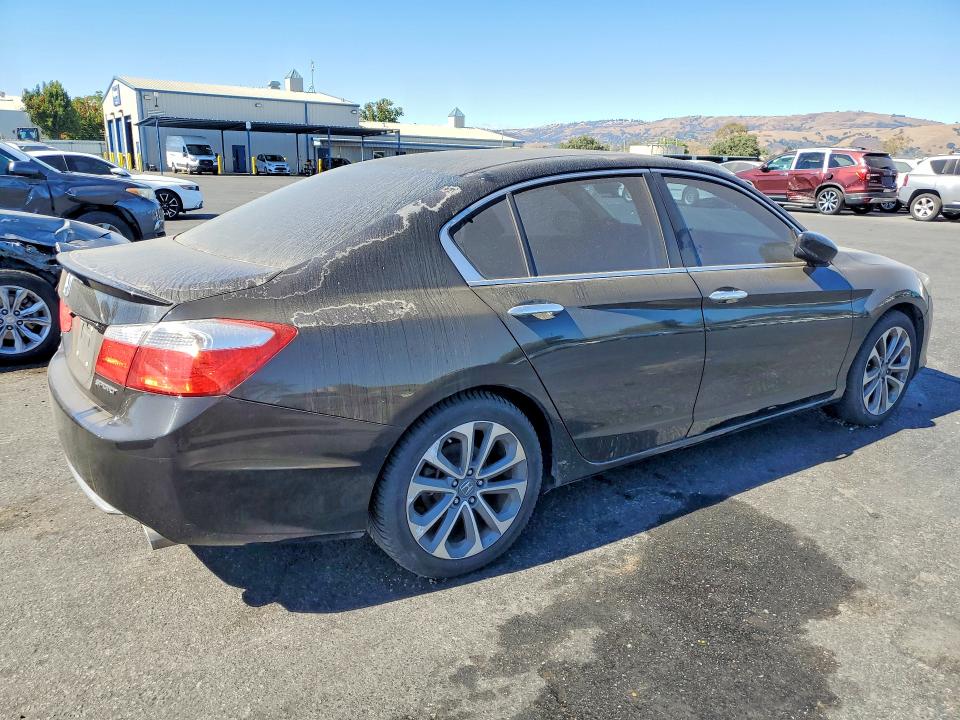 Photo 3 from auction – 2014 HONDA ACCORD with VIN 1HGCR2E52EA112305