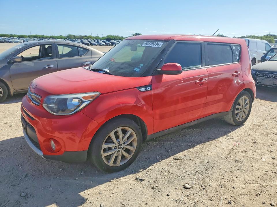 KIA SOUL 2018 with VIN KNDJP3A57J7600986 - Photo from auction