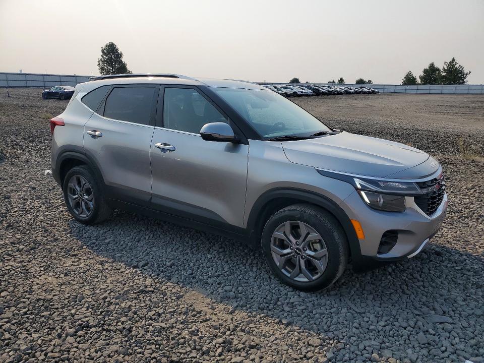 Zdjęcie 4 z aukcji – 2024 KIA SELTOS z VIN KNDEUCAA1R7520702