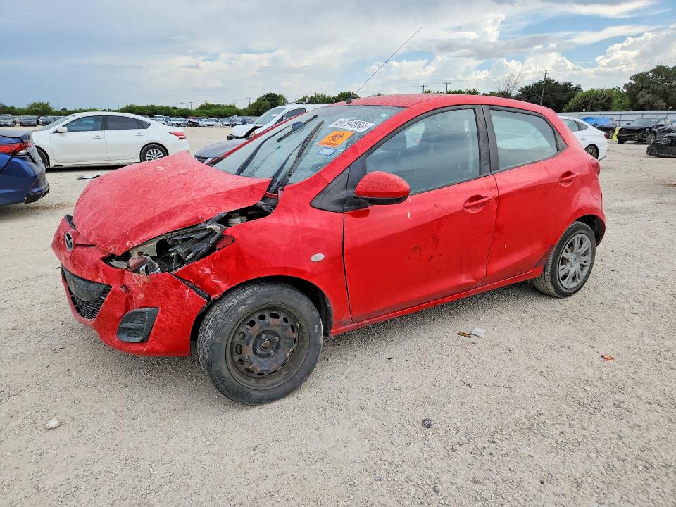 2013 MAZDA MAZDA2