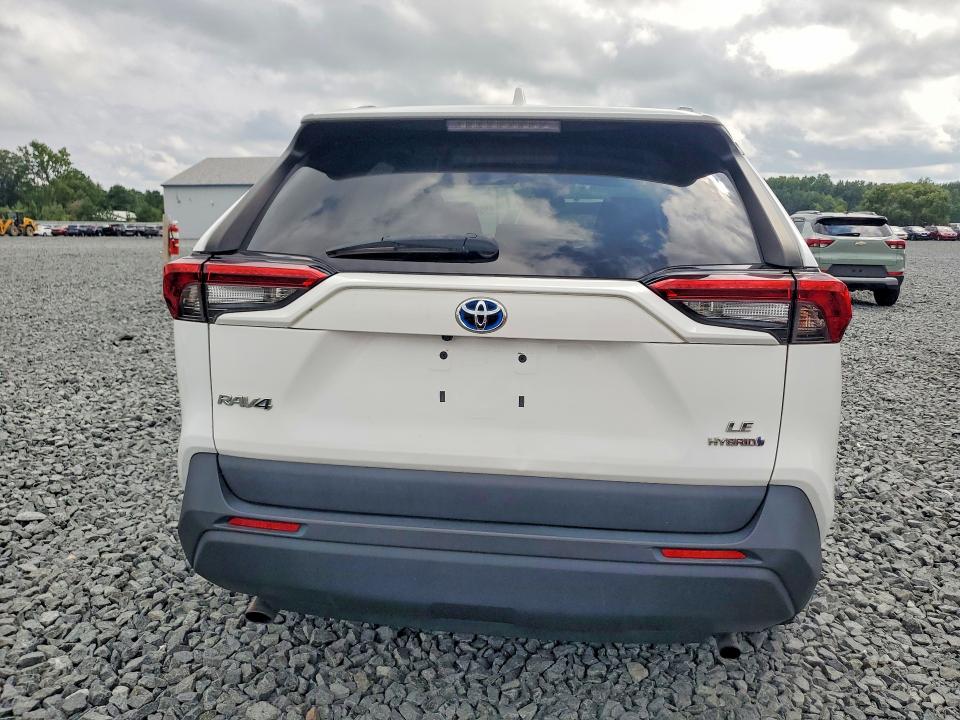 Photo 6 from auction – 2021 TOYOTA RAV4 with VIN 4T3MWRFV3MU038699