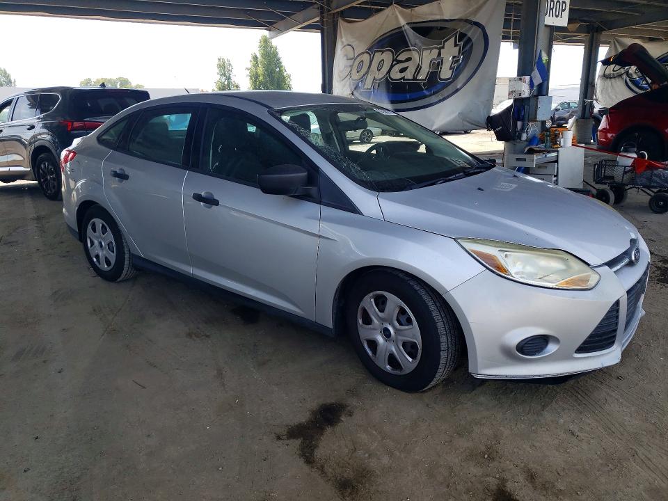 Photo 4 from auction – 2014 FORD FOCUS with VIN 1FADP3E28EL150779