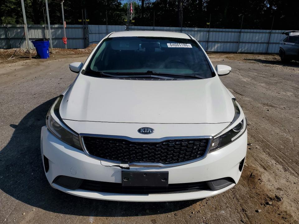 Photo 5 from auction – 2017 KIA FORTE with VIN 3KPFK4A72HE098054