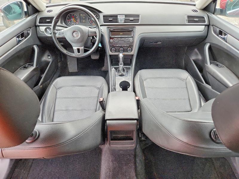 Photo 8 from auction – 2014 VOLKSWAGEN PASSAT with VIN 1VWAT7A37EC052077