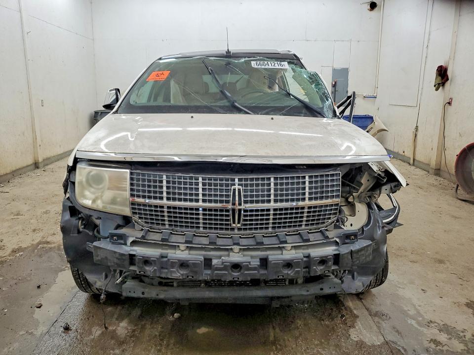 صورة رقم 5 من المزاد - 2008 LINCOLN MKX مع VIN 2LMDU88C78BJ01744