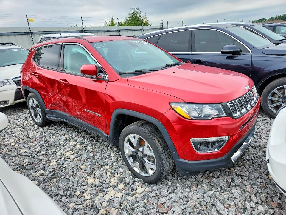 Photo 4 from auction – 2019 JEEP COMPASS with VIN 3C4NJDCB2KT854582