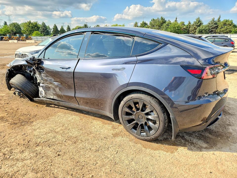 Photo 2 from auction – 2024 TESLA MODEL Y with VIN 7SAYGDEE3RA249675