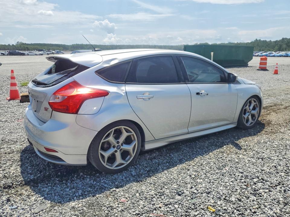 Photo 3 from auction – 2014 FORD FOCUS with VIN 1FADP3L96EL268328