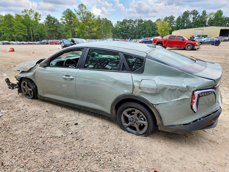 Снимка 2 от търг – 2026 KIA K4 с VIN 3KPFT4DE1TE371002