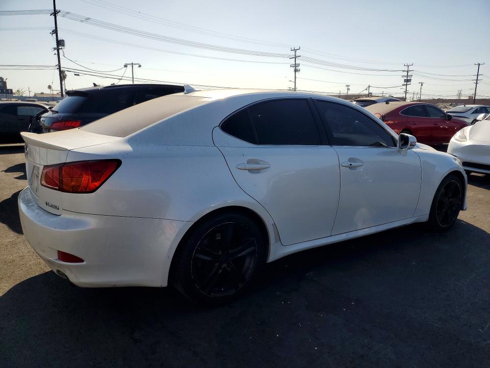 Photo 3 from auction – 2013 LEXUS IS with VIN JTHBF5C22D5191266