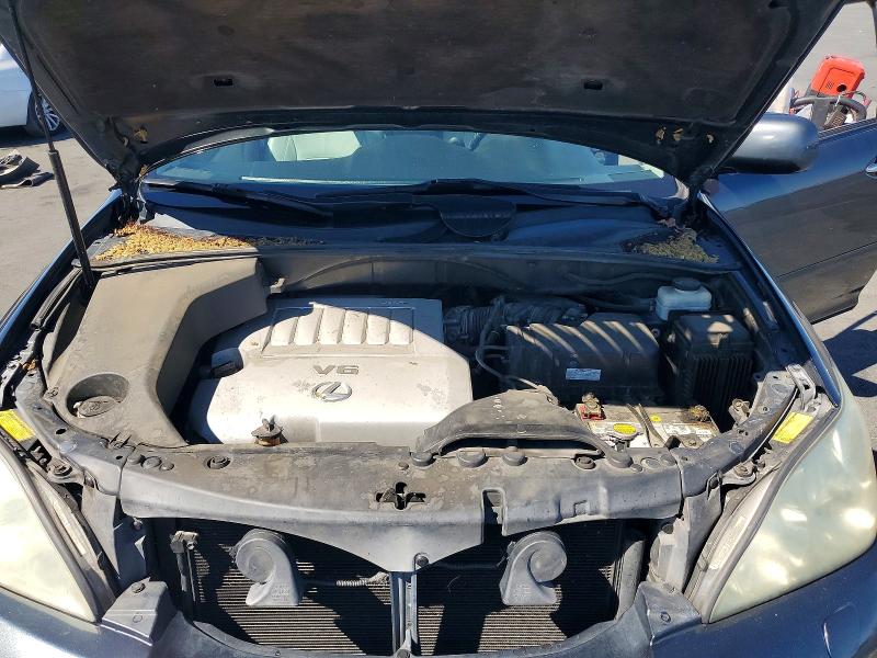 Photo 12 from auction – 2008 LEXUS RX with VIN 2T2HK31U78C049788
