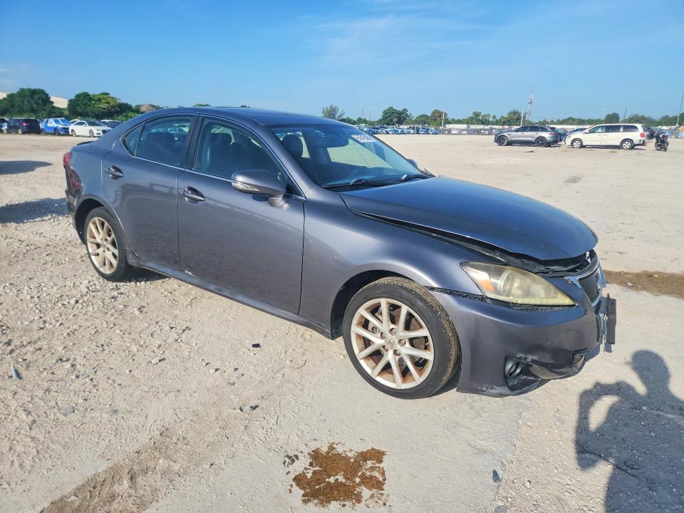 Photo 4 from auction – 2013 LEXUS IS with VIN JTHCF5C29D5063546