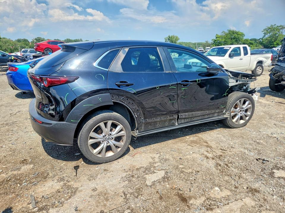 Photo 3 from auction – 2021 MAZDA CX-30 with VIN 3MVDMABLXMM230732