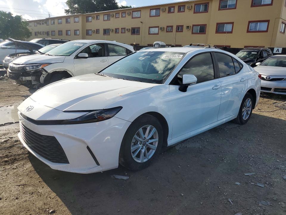 Фото 1 с аукциона – 2025 TOYOTA CAMRY с VIN 4T1DAACK9SU161441