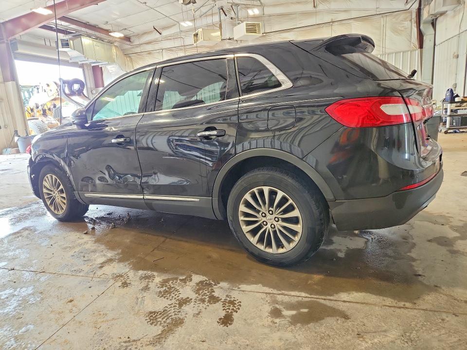 Photo 2 from auction – 2016 LINCOLN MKX with VIN 2LMTJ8KP3GBL36804