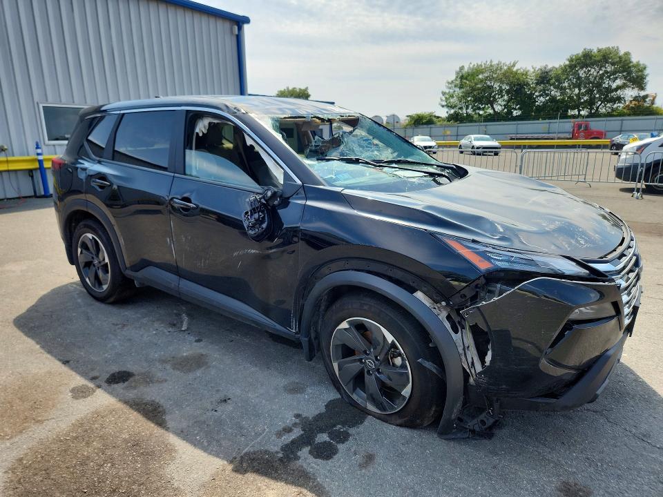 Photo 4 from auction – 2025 NISSAN ROGUE with VIN JN8BT3BB0SW154518