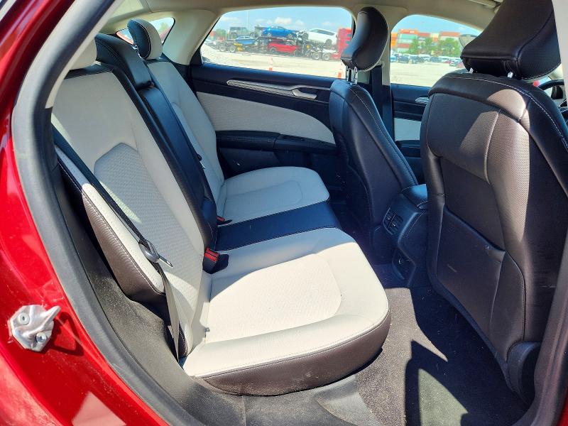 Photo 10 from auction – 2019 FORD FUSION with VIN 3FA6P0HD3KR130330