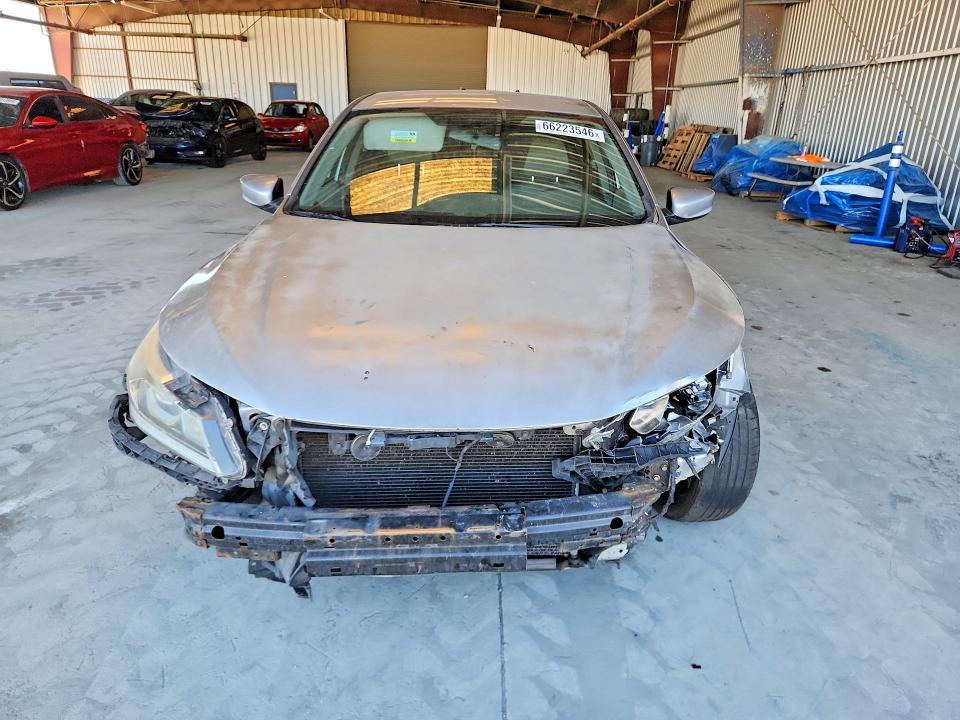 Photo 5 from auction – 2016 HONDA ACCORD with VIN 1HGCR2F36GA059723
