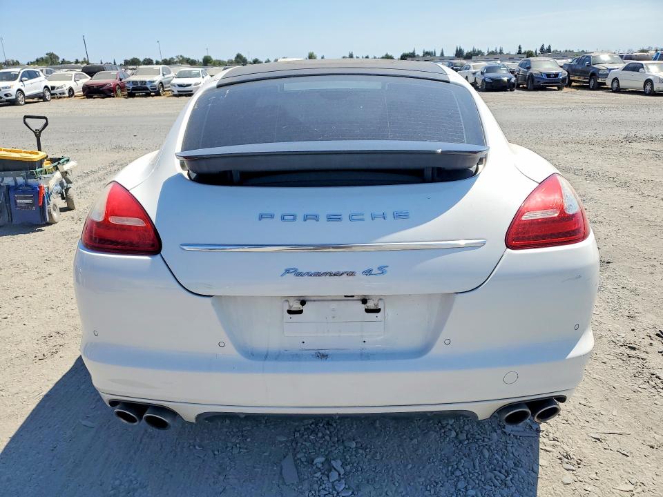 Photo 6 from auction – 2010 PORSCHE PANAMERA with VIN WP0AB2A74AL065780