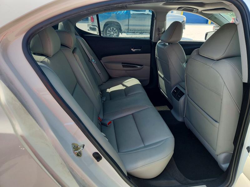 Снимка 10 от търг – 2015 ACURA TLX с VIN 19UUB2F36FA019701