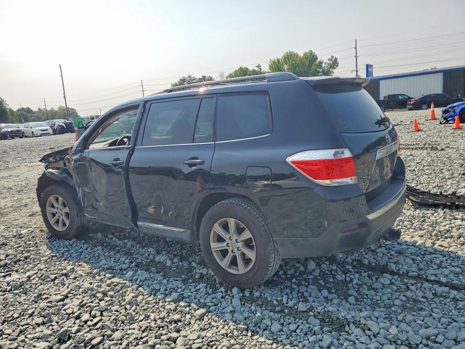 Photo 2 from auction – 2013 TOYOTA HIGHLANDER with VIN 5TDZK3EH5DS103189